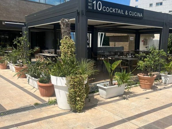 negozio in vendita a Roma in zona Mezzocammino