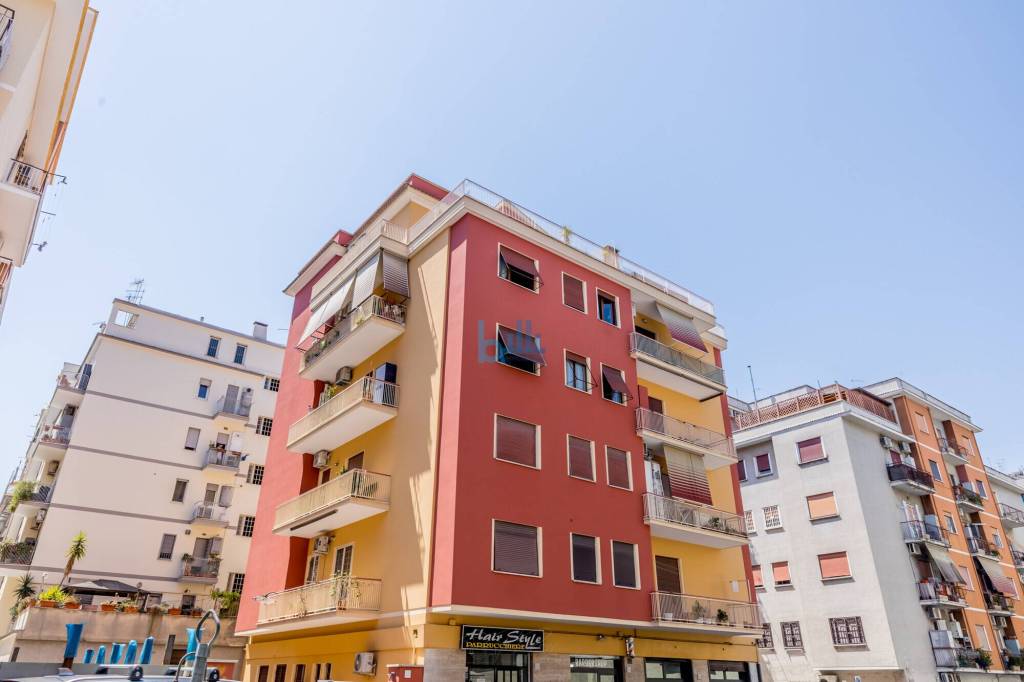 appartamento in vendita a Roma in zona Prenestino-Centocelle