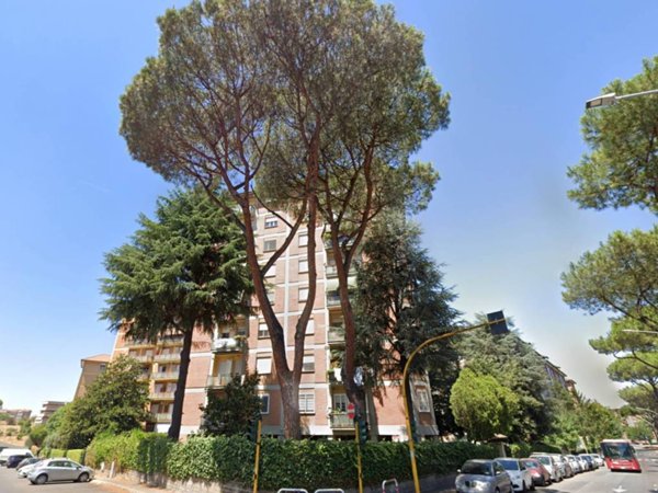 appartamento in vendita a Roma in zona Torre Spaccata