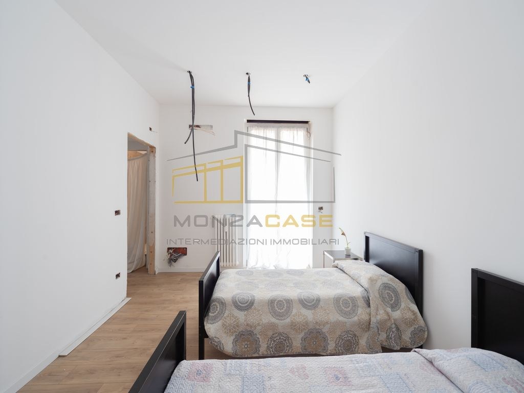 appartamento in vendita a Roma in zona Pigna - Sant'Angelo