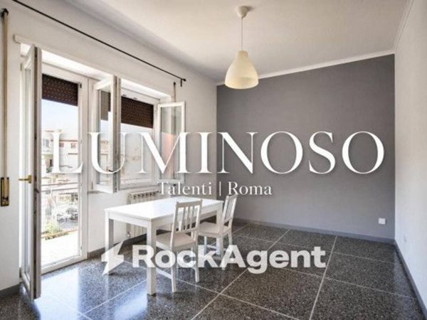 appartamento in vendita a Roma in zona Monte Sacro/Talenti