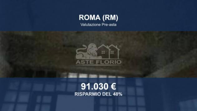 locale commerciale in vendita a Roma in zona Finocchio