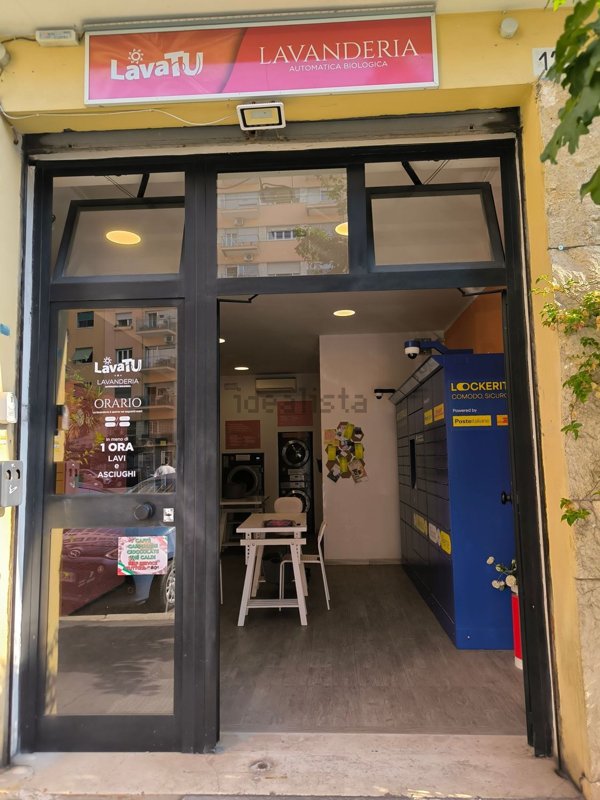 locale commerciale in vendita a Roma in zona Nomentano