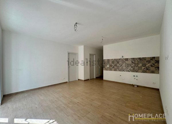 appartamento in vendita a Roma in zona Torre Angela
