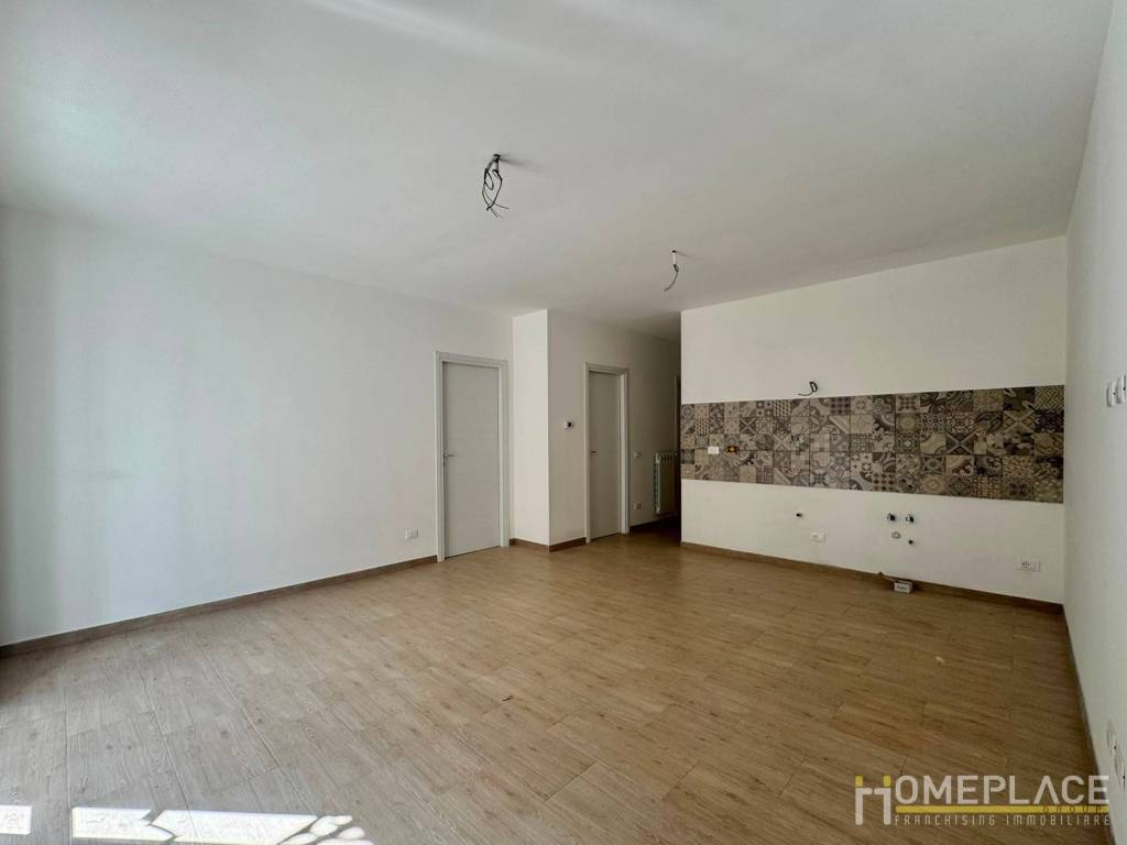 appartamento in vendita a Roma in zona Torre Angela