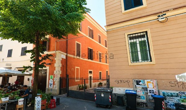 appartamento in vendita a Roma in zona Prenestino-Labicano