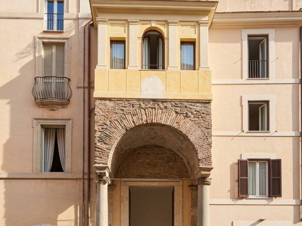 appartamento in vendita a Roma in zona Rione Monti/Campitelli
