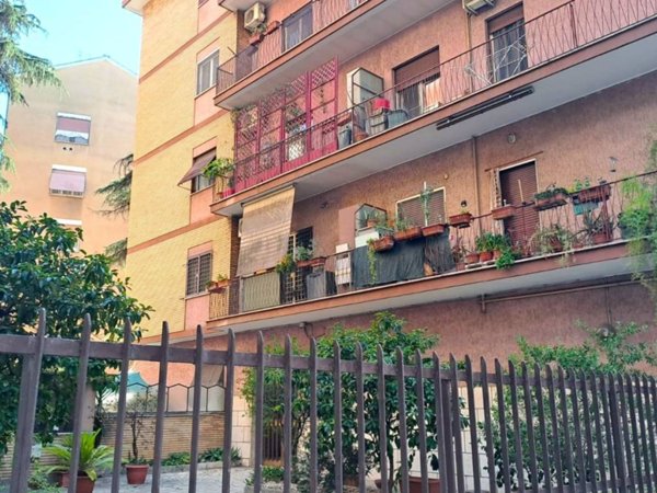 appartamento in vendita a Roma in zona Monte Sacro/Talenti