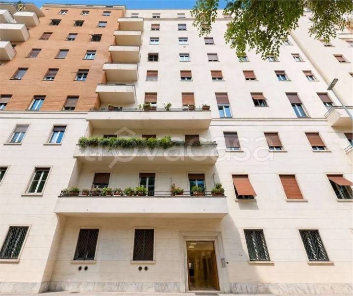 appartamento in vendita a Roma in zona Nomentano