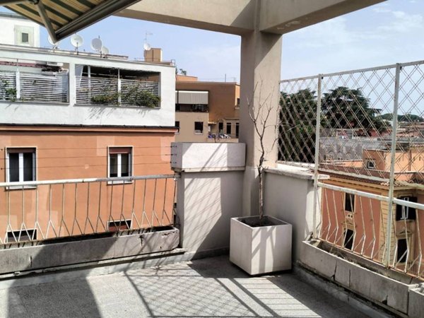 appartamento in vendita a Roma in zona Gianicolense