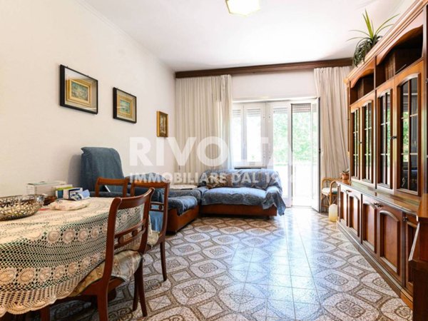 appartamento in vendita a Roma in zona Ostiense