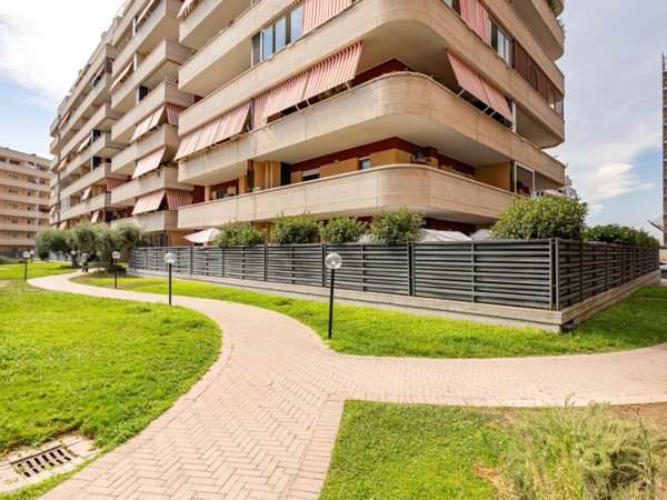 appartamento in vendita a Roma in zona Fonte Laurentina