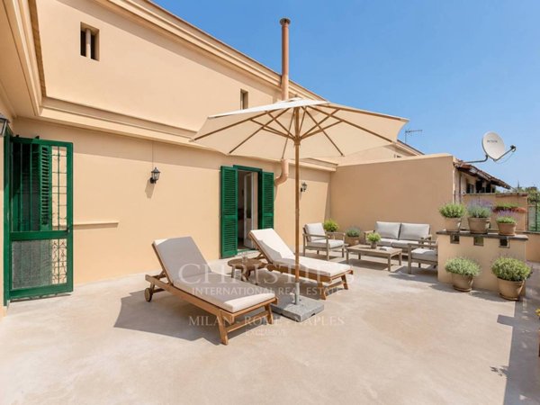 appartamento in vendita a Roma in zona Appio Latino