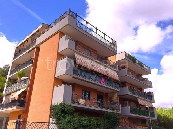 appartamento in vendita a Roma in zona Acilia