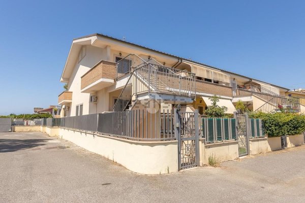 appartamento in vendita a Roma in zona Infernetto