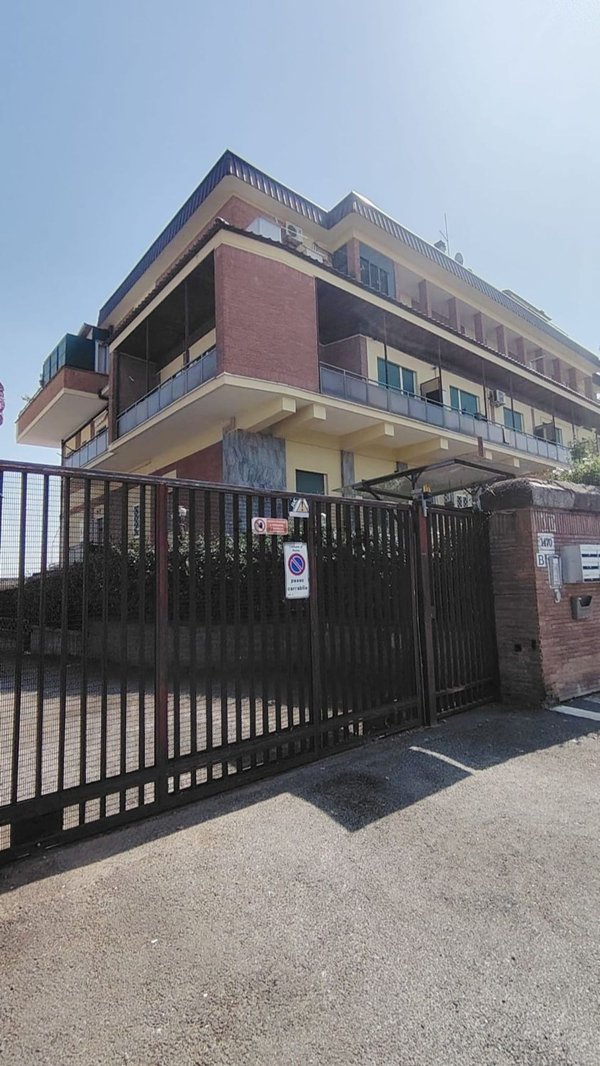 appartamento in vendita a Roma in zona Settecamini