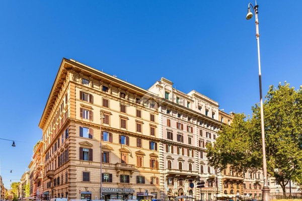 appartamento in vendita a Roma in zona Rione Borgo