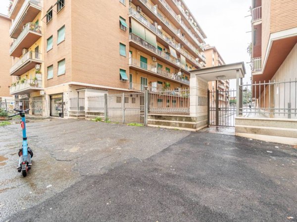 appartamento in vendita a Roma in zona Don Bosco