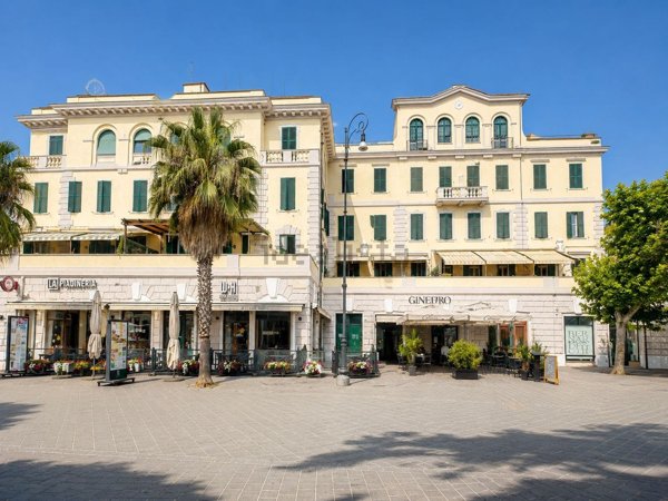 appartamento in vendita a Roma in zona Ostia