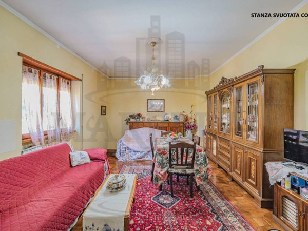 casa indipendente in vendita a Roma in zona Selva Candida