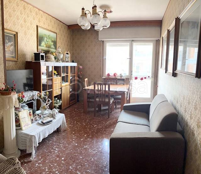 appartamento in vendita a Roma in zona Appio Claudio