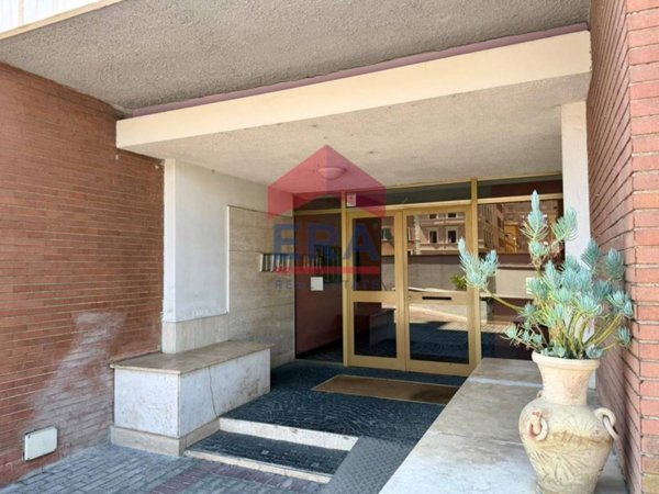 appartamento in vendita a Roma in zona Tuscolano