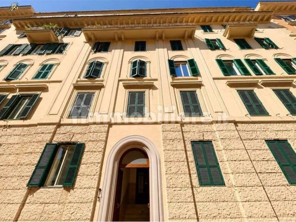 appartamento in vendita a Roma in zona Esquilino