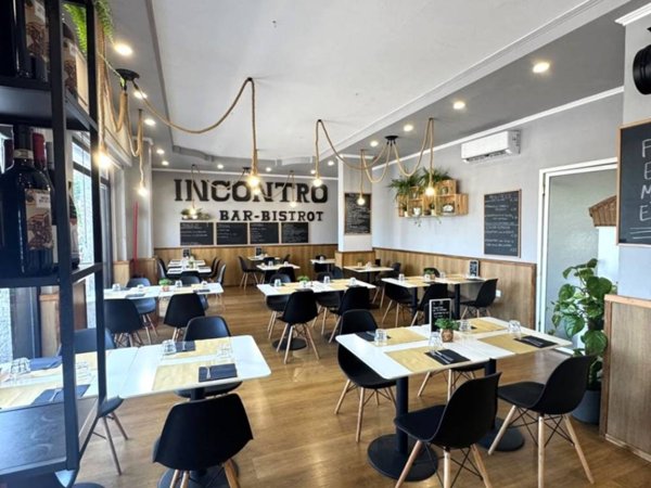 negozio in vendita a Roma in zona Ostia