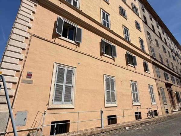 appartamento in vendita a Roma in zona Rione Prati