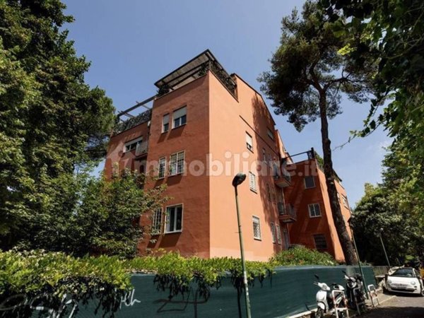 appartamento in vendita a Roma in zona Tor di Quinto
