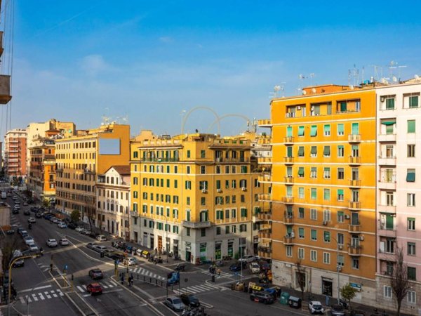 appartamento in vendita a Roma in zona Appio Latino