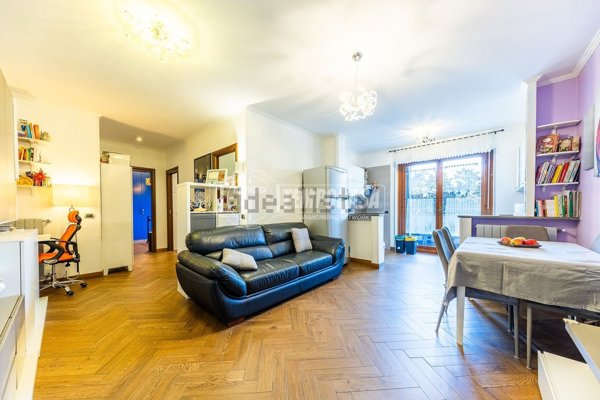 appartamento in vendita a Roma in zona Torre Maura