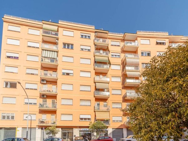 appartamento in vendita a Roma in zona Cinecittà