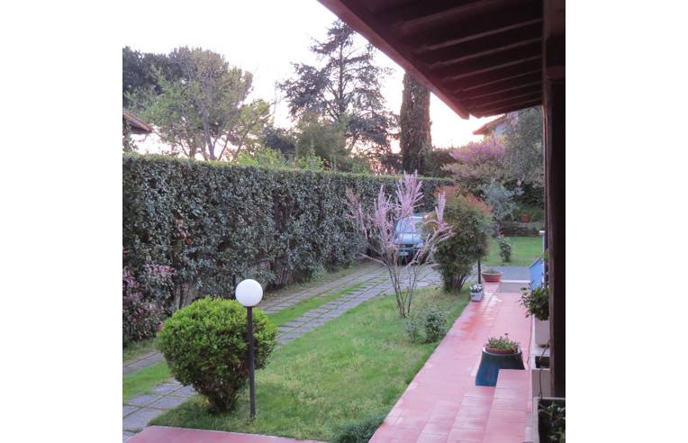 casa indipendente in vendita a Roma in zona Ardeatino