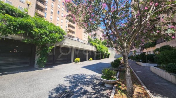 casa indipendente in vendita a Roma in zona Torrino