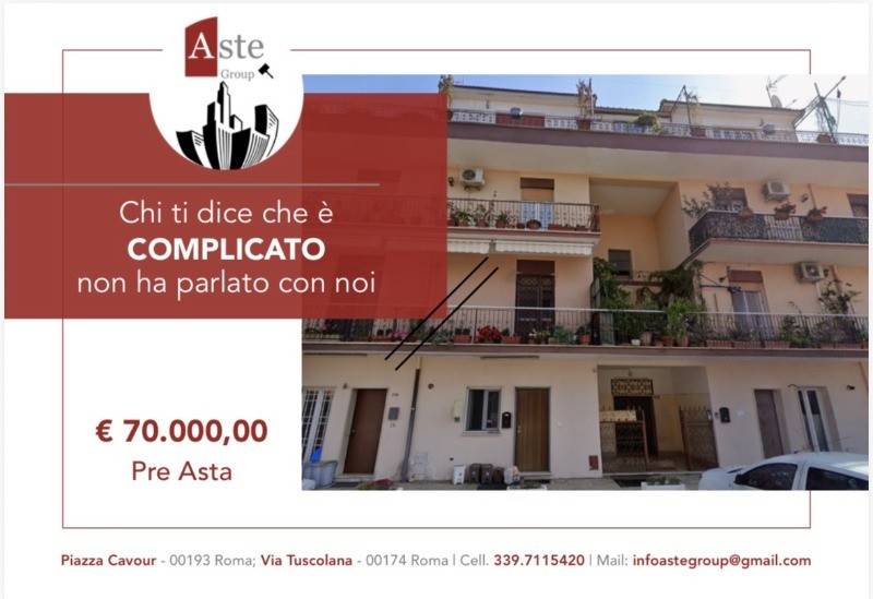 appartamento in vendita a Roma in zona Case Rosse