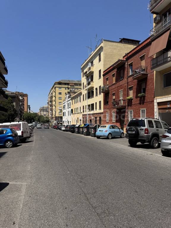 appartamento in vendita a Roma in zona Prenestino-Labicano