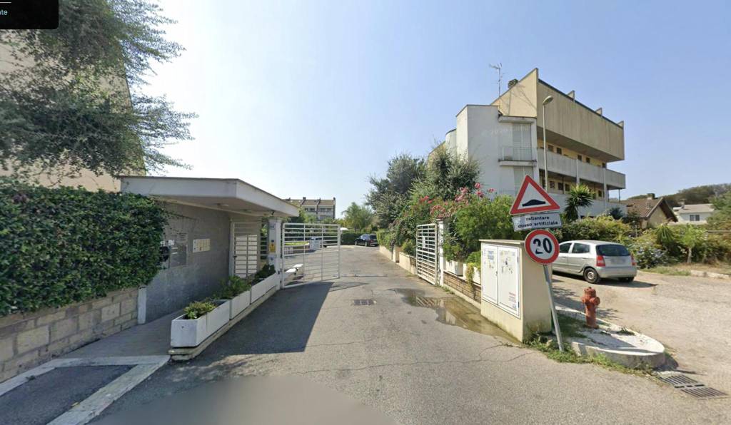 appartamento in vendita a Roma in zona Infernetto