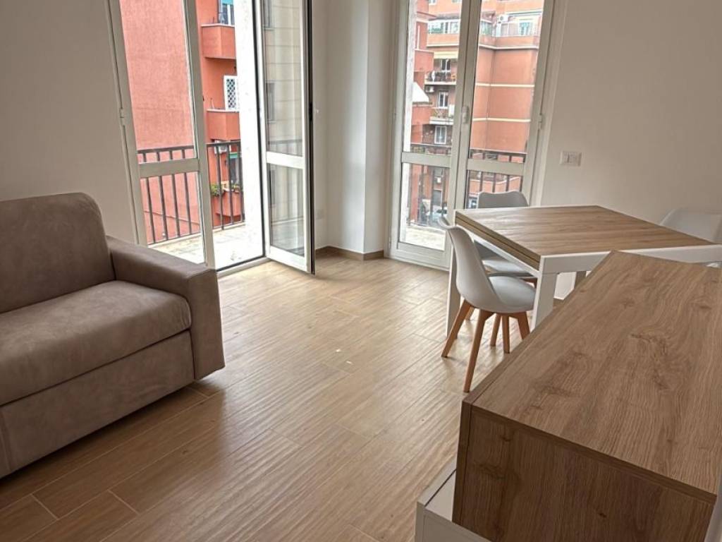 appartamento in vendita a Roma in zona Gianicolense