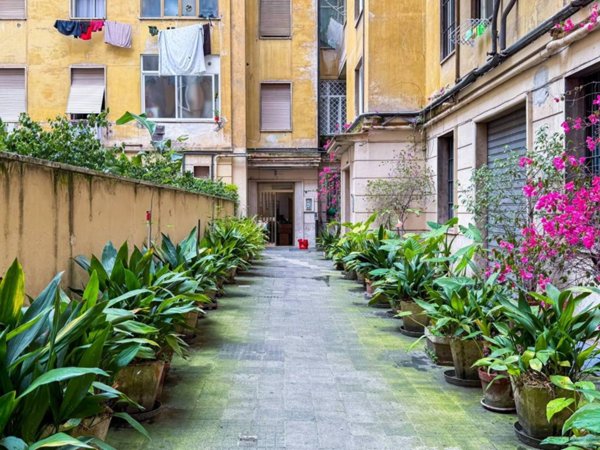 appartamento in vendita a Roma in zona Ostiense
