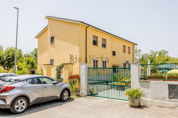 appartamento in vendita a Roma in zona Ponte Mammolo