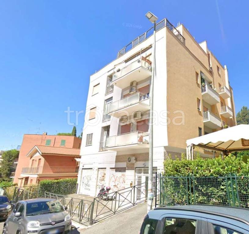 appartamento in vendita a Roma in zona Primavalle