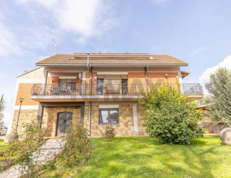 casa indipendente in vendita a Roma in zona Marcigliana
