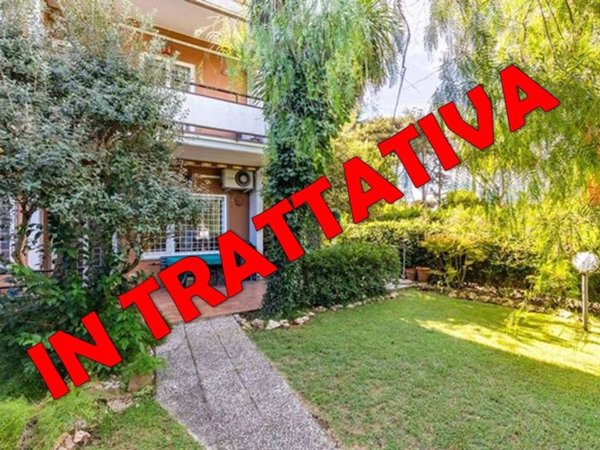 casa indipendente in vendita a Roma in zona Axa
