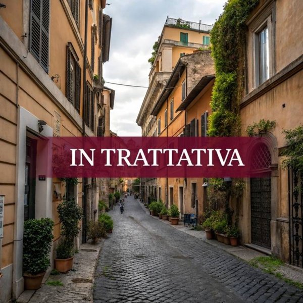 appartamento in vendita a Roma in zona Rione Monti/Campitelli