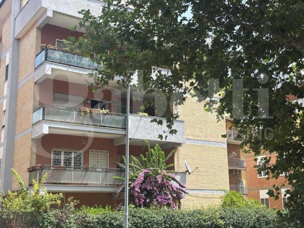 appartamento in vendita a Roma in zona Monte Sacro/Talenti