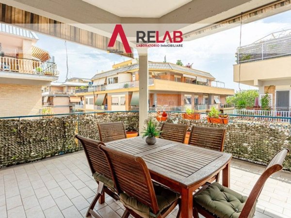 appartamento in vendita a Roma in zona Ostia