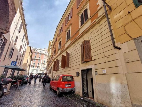 appartamento in vendita a Roma in zona Centro Storico