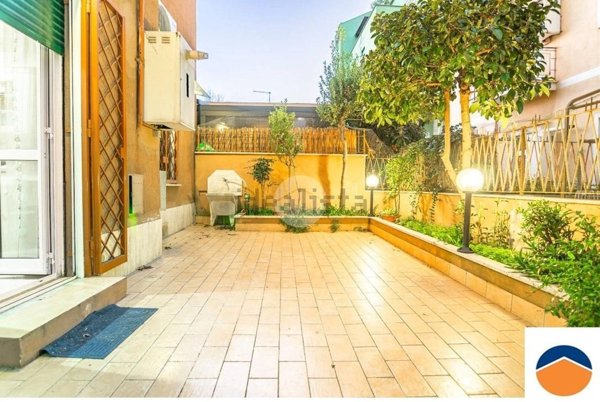 appartamento in vendita a Roma in zona Appio Claudio