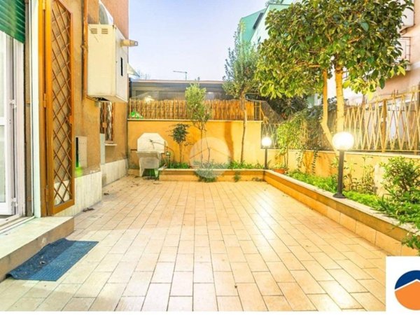 appartamento in vendita a Roma in zona Appio Claudio